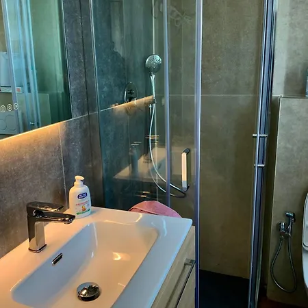 Lorenz Guest house *